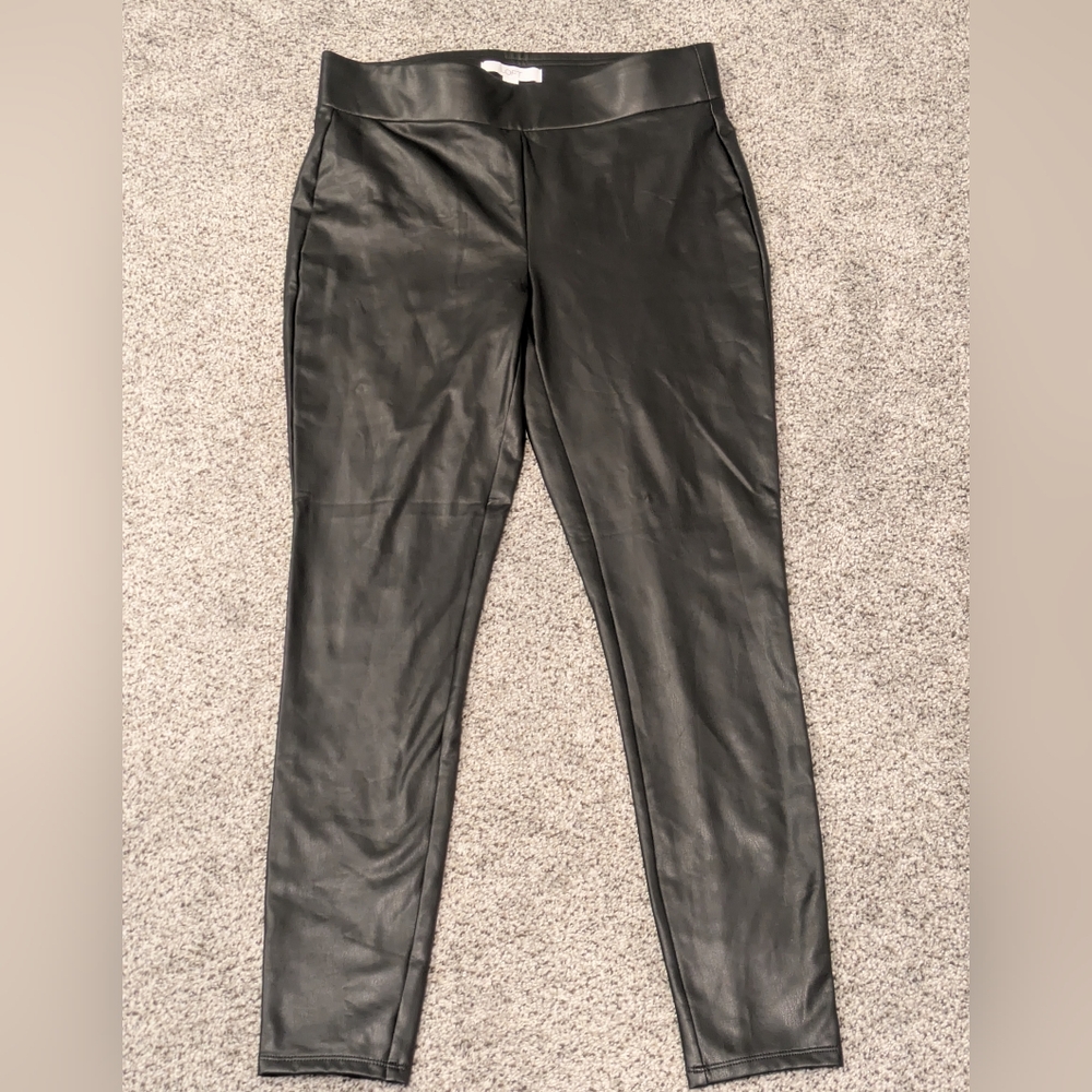 LOFT Women’s Black Faux Vegan Leather Pants Pull On Skinny Stretch Size Small